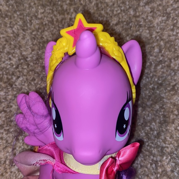 My Little Pony Rainbow Princess Twilight - Picture 8 of 12
